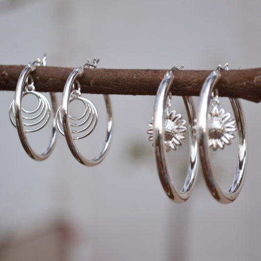The Annie with Circle Charm